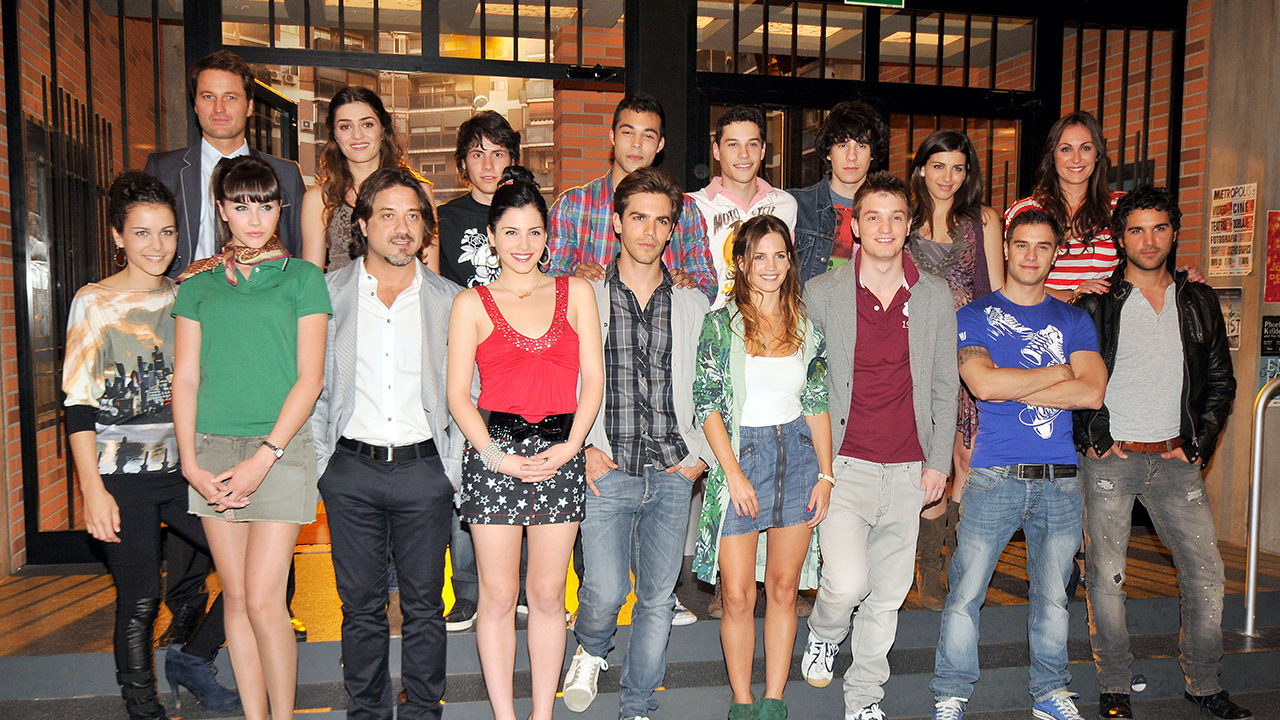 Physics or Chemistry - Spanish TV show backdrop